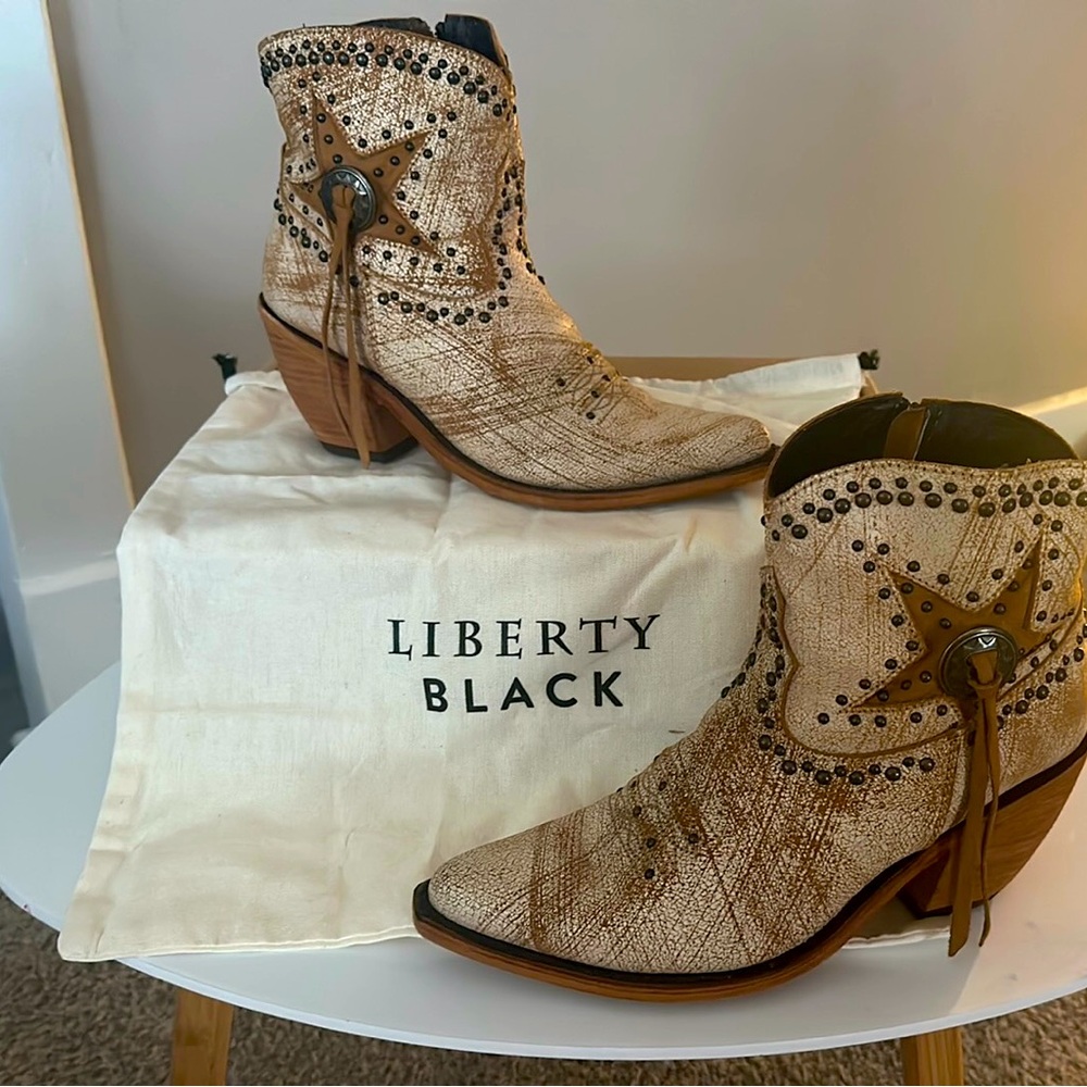 Almost New Liberty Black boots